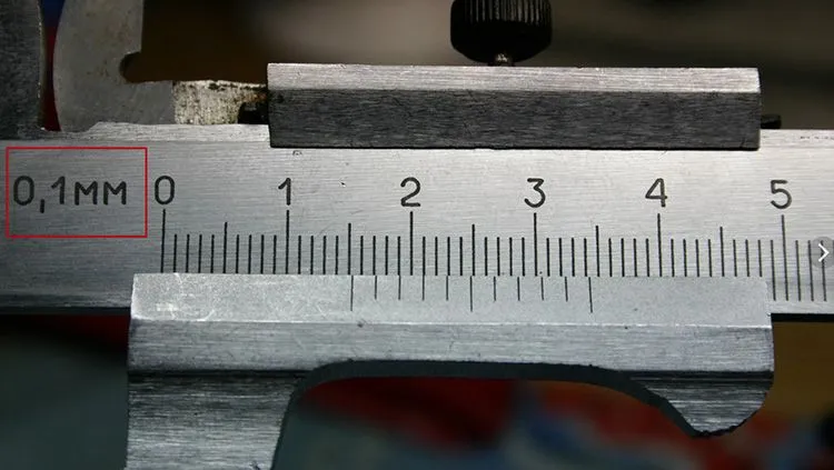 0.1 мм 0.5 мм. Штангенциркуль шкала нониуса 0.05. Штангенциркуль шкала нониуса 0.02. Шкала штангенциркуля 0, 1. Измерение штангенциркулем 0.1 мм.